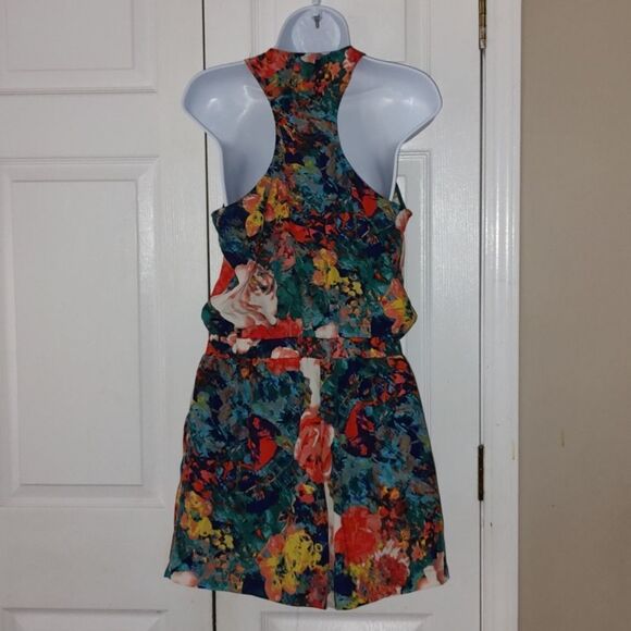 Adelyn Rae  abstract romper  Sz S - Picture 4 of 5